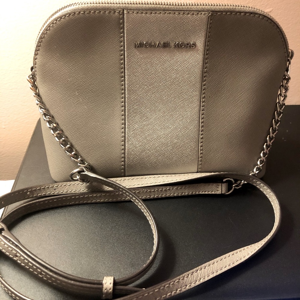 Michael Kors Cindy Large Crossbody Purse